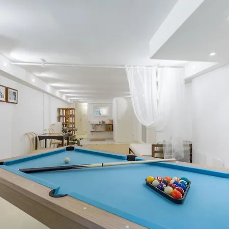Elegant Pool - Vienna Limit * Hennersdorf