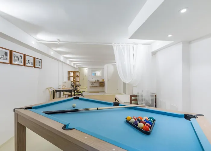 Elegant Pool - Vienna Limit * Hennersdorf