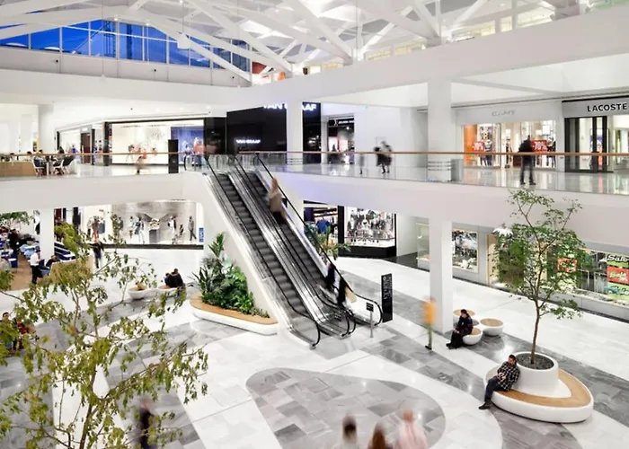 Elegant Pool - Vienna Limit Villa Hennersdorf