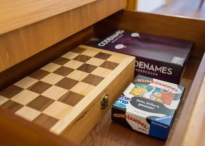 Elegant Pool - Vienna Limit